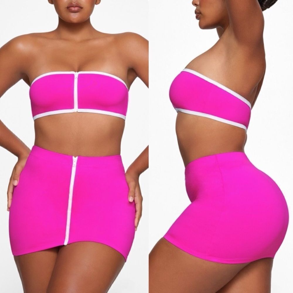NWT SKIMS Sporty Zipper Swim Hybiscus Hot Pink Mini Swim Skirt